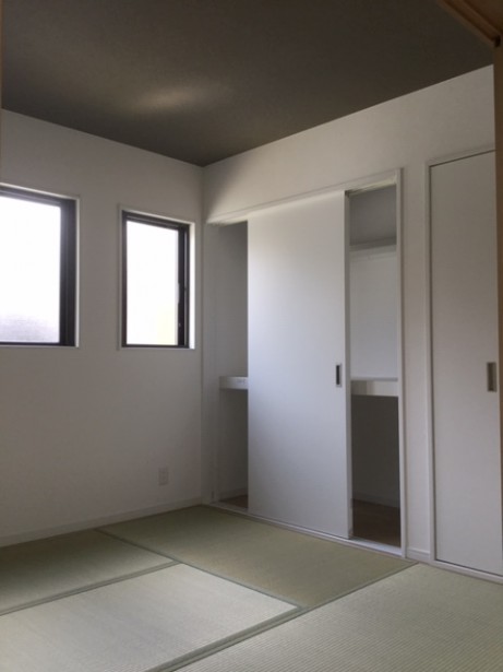 洋風和室と仏間のある家 京都市西京区でブルックリン住宅を建てるならiyo建築設計